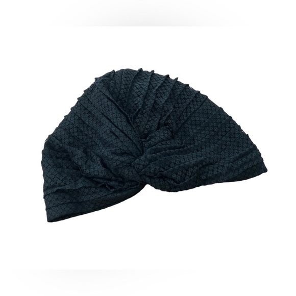 We Are HAH Nite Cap in black lace net - Picture 4 of 5